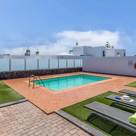 Villa Mero Playa Blanca